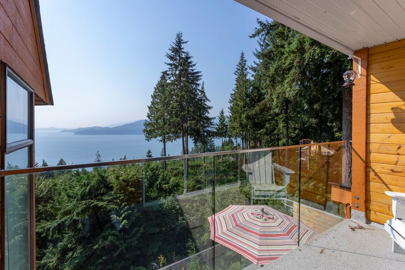 Luxury estate at 270 Mountain Drive, Lions Bay, BC — photo 13