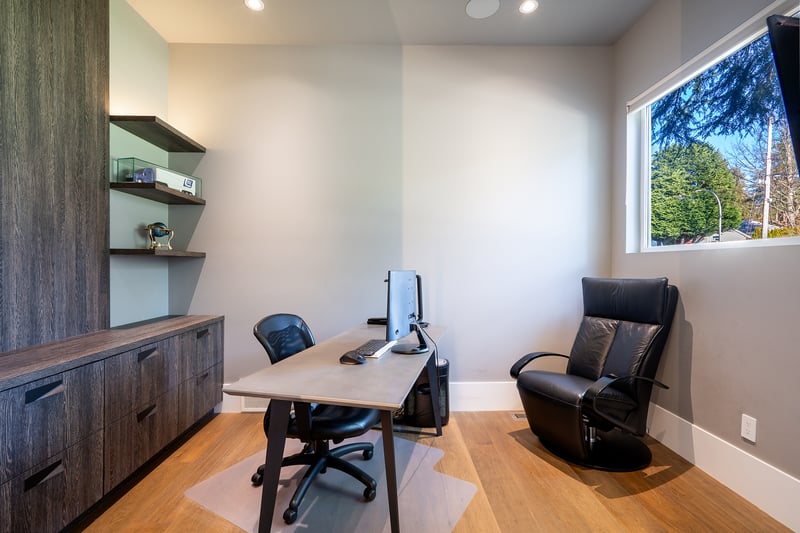 Luxury estate at 1877 126 Street, Surrey, BC — photo 15