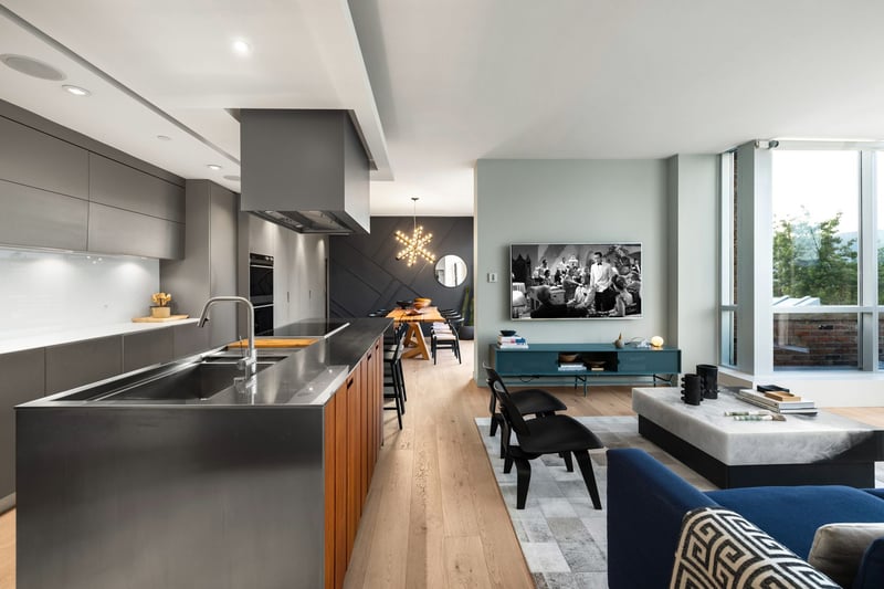 Luxury estate at 36 Water Street, Vancouver, BC — photo 4