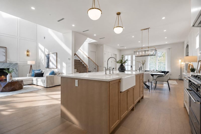 Luxury estate at 1495 168 Street, Surrey, BC — photo 4