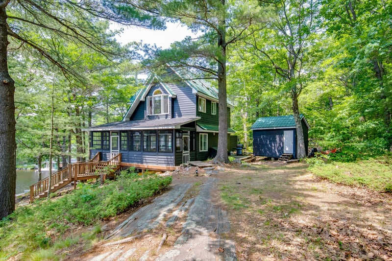 Luxury estate at 1384 Browning Island, Bracebridge, ON — photo 1