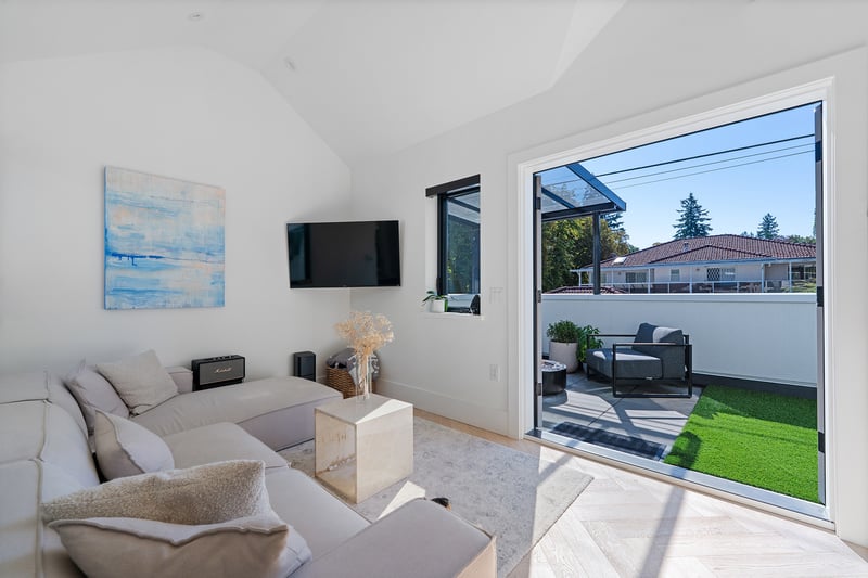 Luxury estate at 4921 Larch Street, Vancouver, BC — photo 5