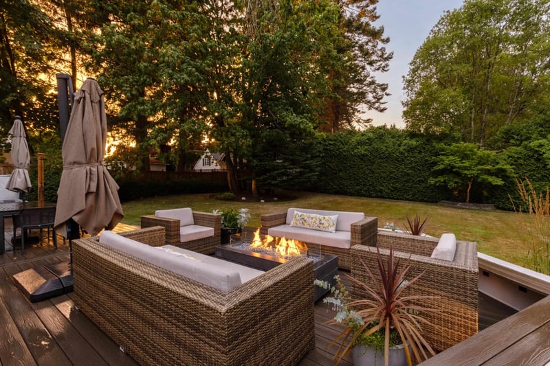 Luxury estate at 13877 32 Avenue, Surrey, BC — photo 4