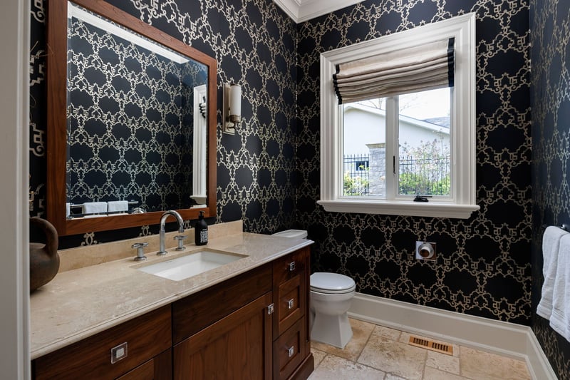 Luxury estate at 64 Brentwood Road, Oakville, ON — photo 18