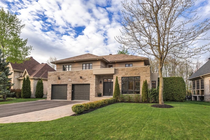 Luxury estate at 34 Rue Antoine-Forestier, St-Bruno-de-Montarville, QC — photo 15