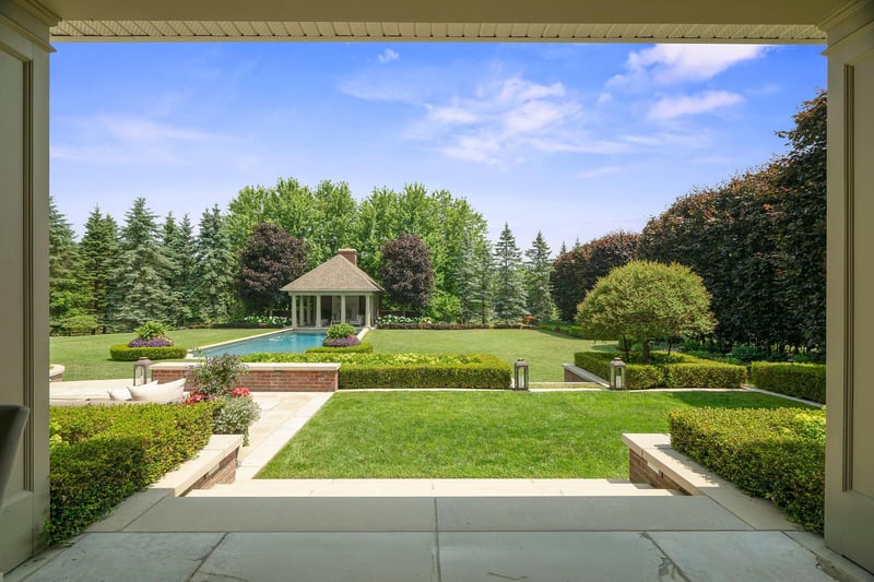 Luxury estate at 91 Fairfield Drive, King City, ON — photo 26
