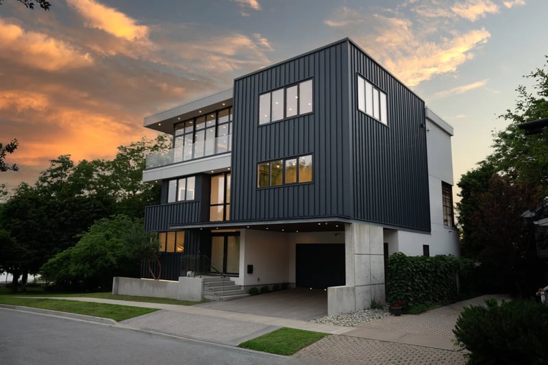 Luxury estate at 5 Michigan Avenue, St. Catharines, ON — photo 3