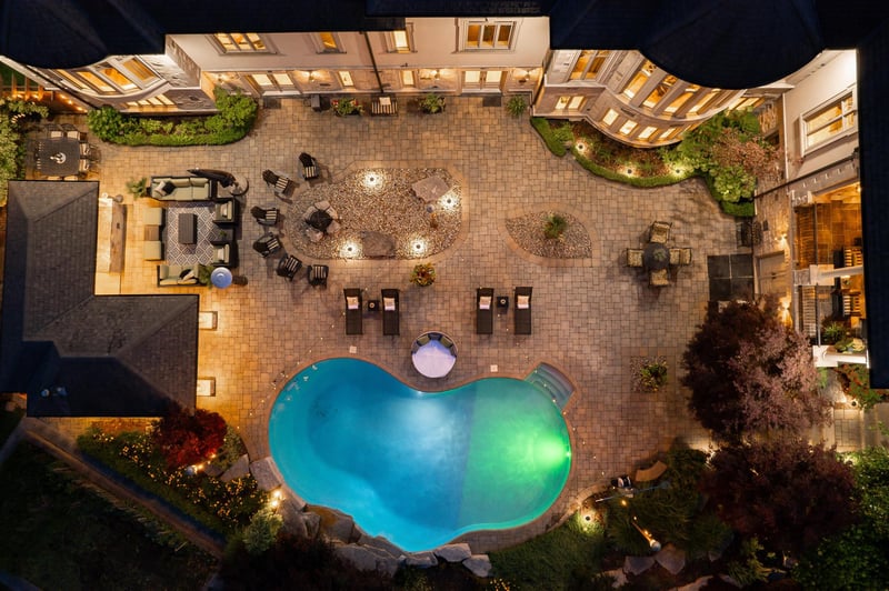 Luxury estate at 95 Eden Vale Dr, King City, ON — photo 18