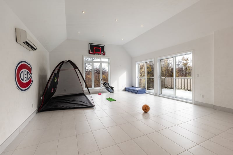 Luxury estate at 383 Rue des Échevins, Saint-Jean-sur-Richelieu, QC — photo 19