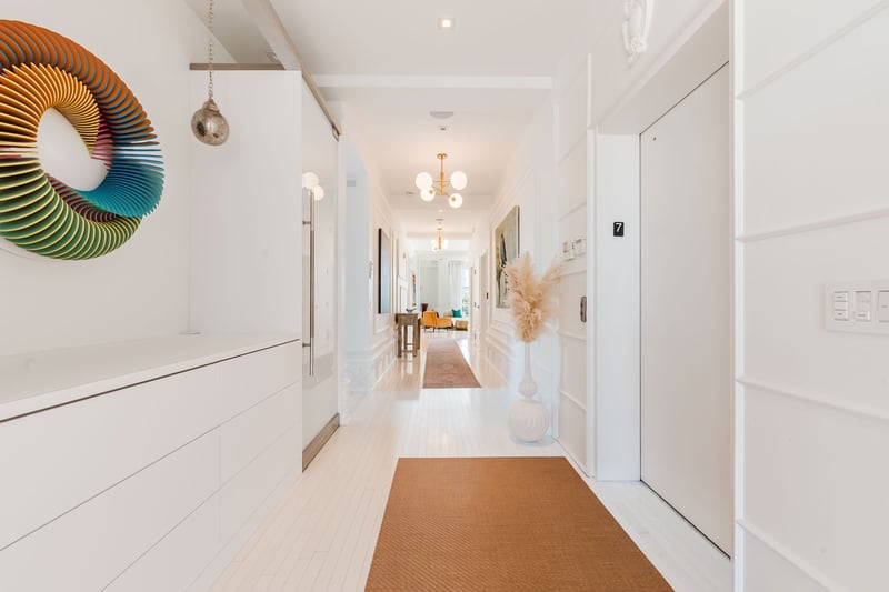 Luxury estate at 828 Rue Sherbrooke Est #700, Montréal, QC — photo 8