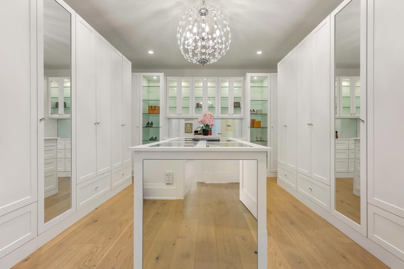 Luxury estate at 16927 40 Avenue, Surrey, BC — photo 20