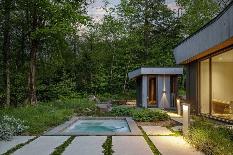 Luxury estate at 15 Chemin du Hibou, Eastman, QC — photo 10