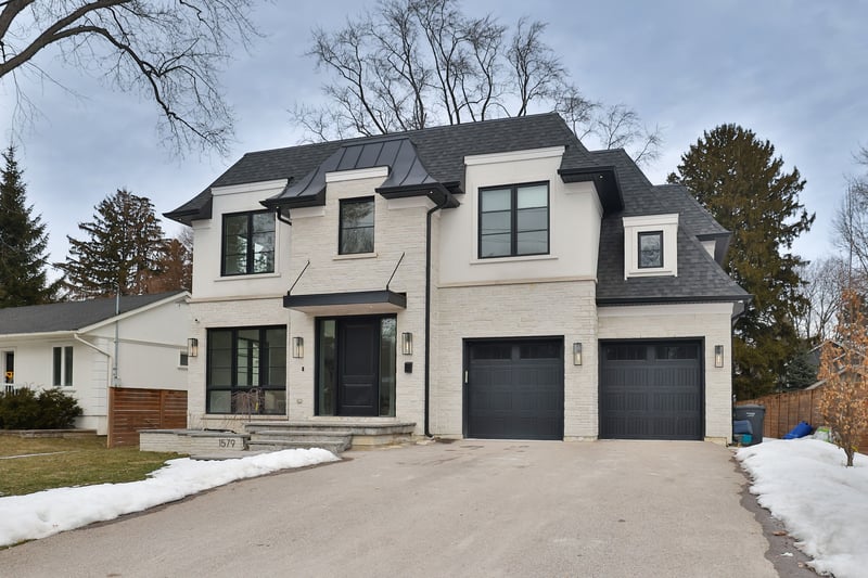 Luxury estate at 1579 Trotwood Avenue, Mississauga, ON — photo 4