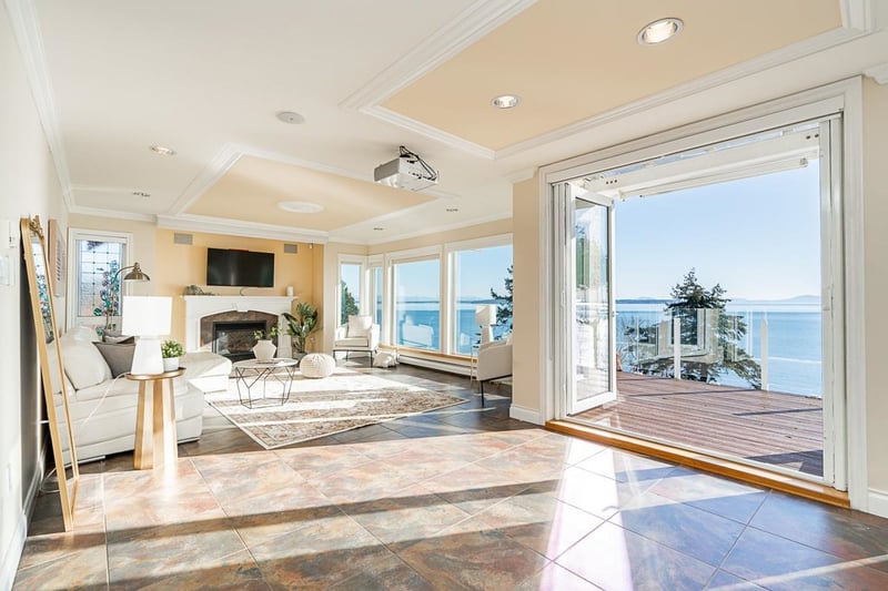 Luxury estate at 13158 13 Avenue, Surrey, BC — photo 8