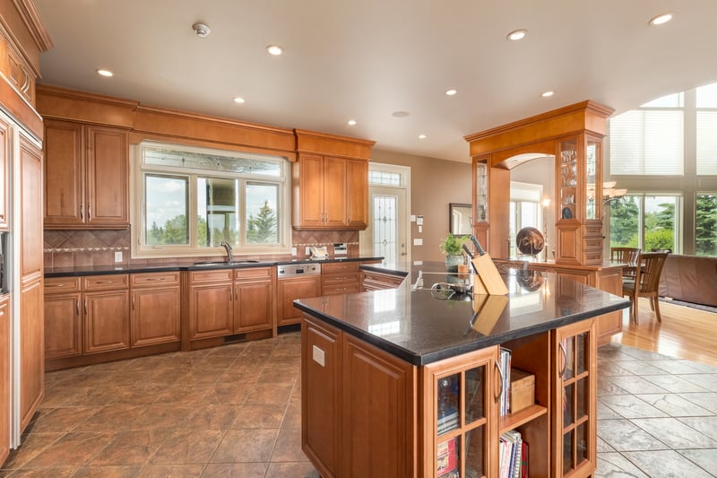 Luxury estate at 262060 Range Road 33, Rocky View, AB — photo 9