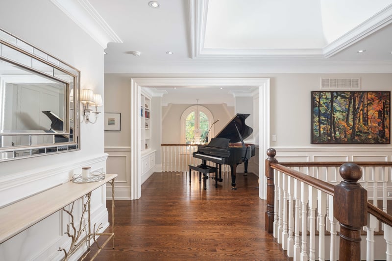 Luxury estate at 1469 Crescent Road, Mississauga, ON — photo 28