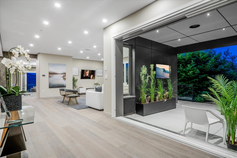 Luxury estate at 594 Craigmohr Drive, West Vancouver — photo 8