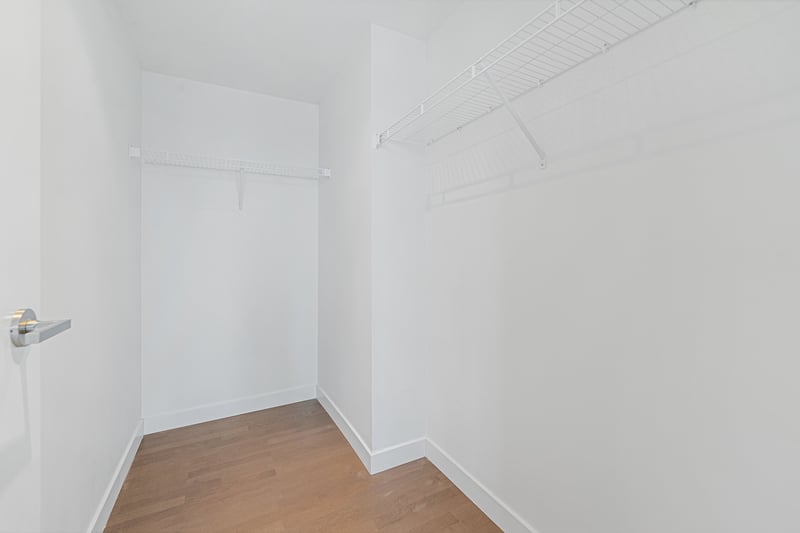 Luxury estate at 1010 6 Street Southwest unit 1202 — photo 26