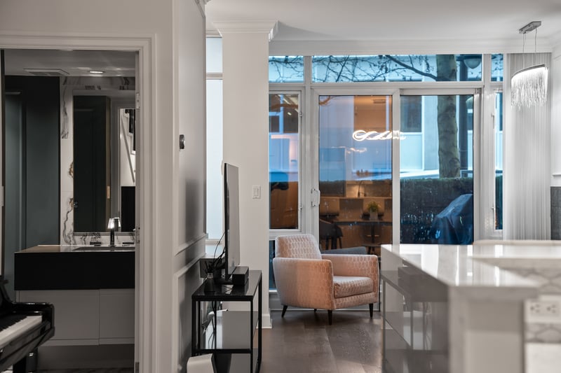 Luxury estate at 493 Broughton Street, Vancouver, BC — photo 9