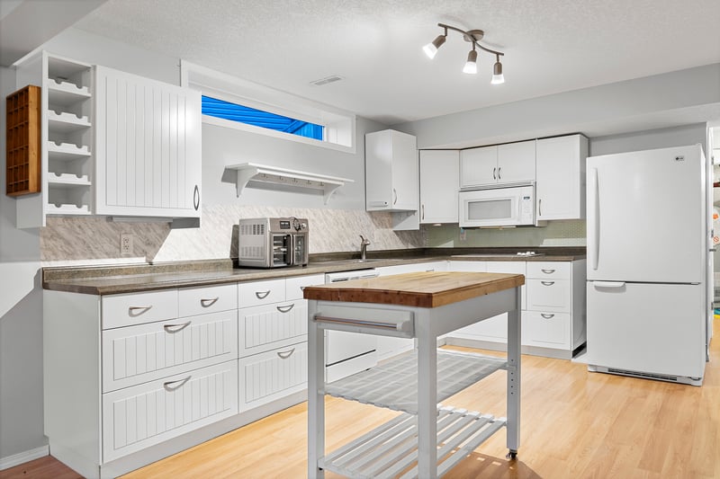 Luxury estate at 96 Sage Bank Crescent Northwest, Calgary, AB — photo 20