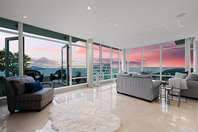 Luxury estate at PH2 1473 Johnston Road, White Rock, BC — photo 4