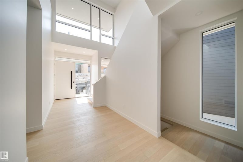 Luxury estate at 6090 Crawford Dr SW, Edmonton, AB — photo 2