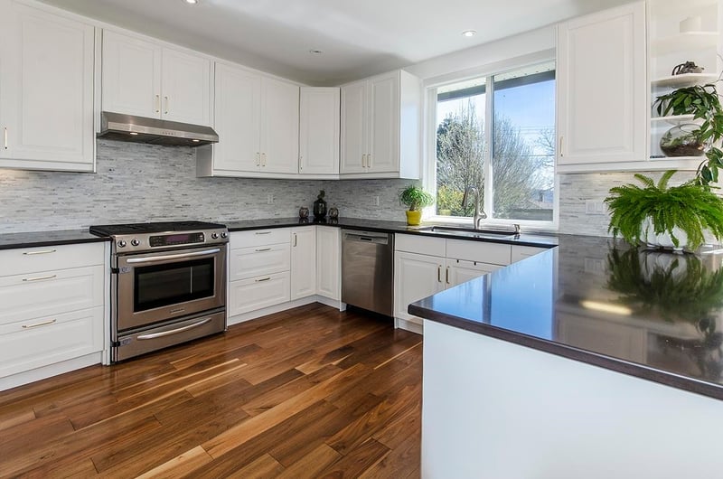 Luxury estate at 1075 Adderley Street, North Vancouver, BC — photo 11