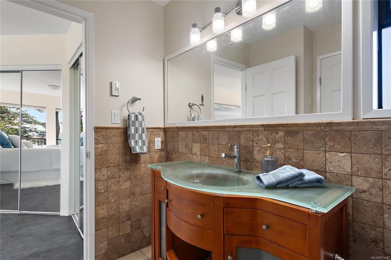 Luxury estate at 4101 Mariposa Heights, Victoria, BC — photo 14
