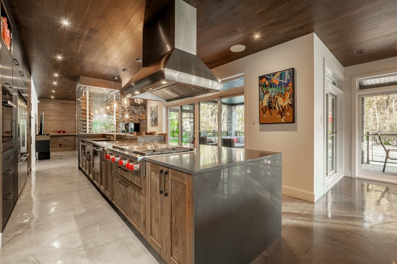 Luxury estate at 7405 Chemin de Saint-Jean, La Prairie, QC — photo 9