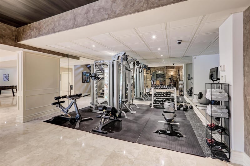 Luxury estate at 95 Eden Vale Dr, King City, ON — photo 49