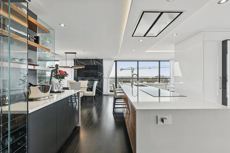 Luxury estate at 1400 Av. des Draveurs #1005, Trois-Rivieres, QC — photo 11