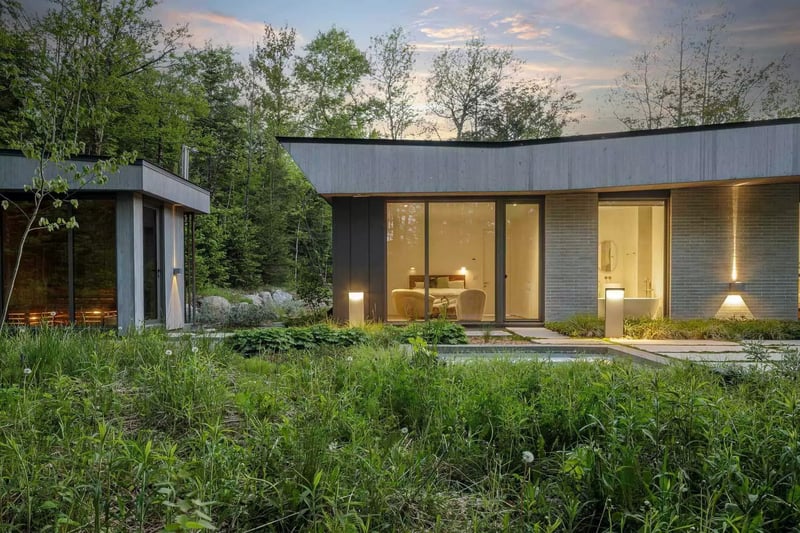 Luxury estate at 15 Chemin du Hibou, Eastman, QC — photo 13
