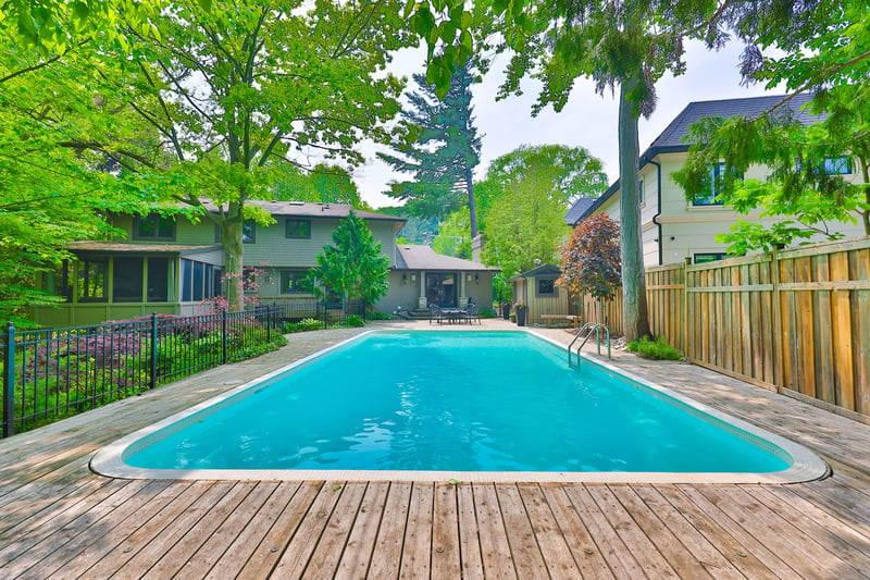 Luxury estate at 1293 Greenoaks Drive, Mississauga, ON — photo 19