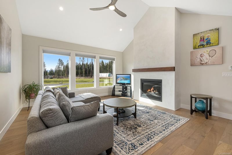 Luxury estate at 5180 Willis Way, Courtenay, BC — photo 5
