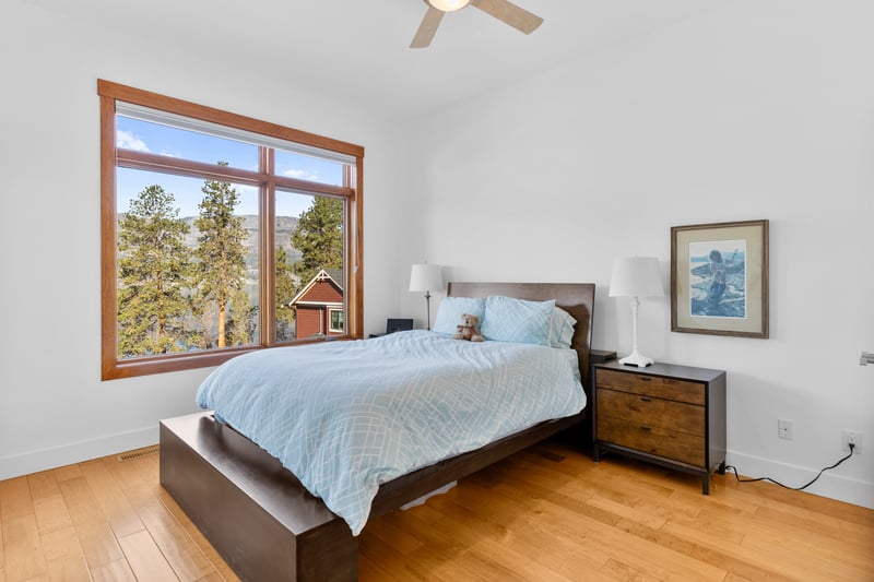 Luxury estate at 10989 Maddock Avenue, Lake Country, BC — photo 15