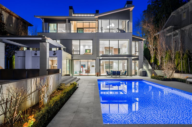 Luxury estate at 13386 Marine Drive, Surrey, BC — photo 5