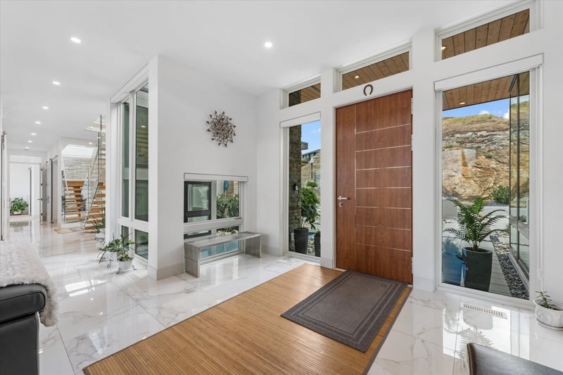 Luxury estate at 449 Swan Drive, Kelowna, BC — photo 5
