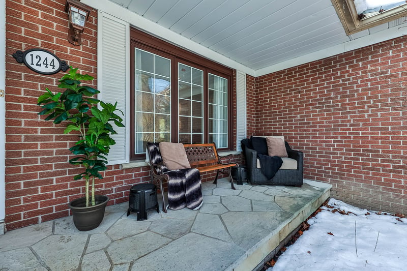 Luxury estate at 1244 Woodland Avenue, Mississauga, ON — photo 3