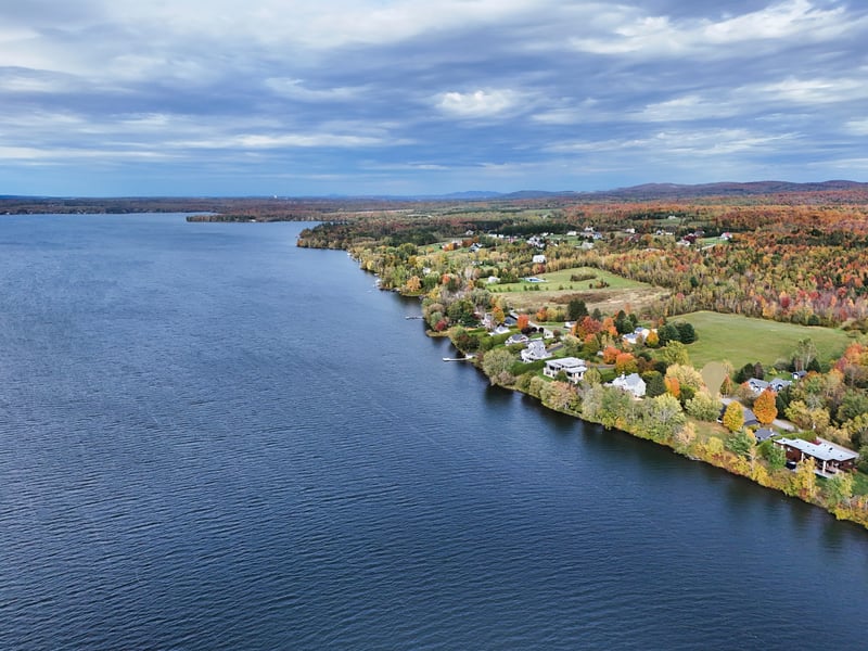Luxury estate at 1325 Chemin du Lac, Sainte-Catherine-de-Hatley, QC — photo 7