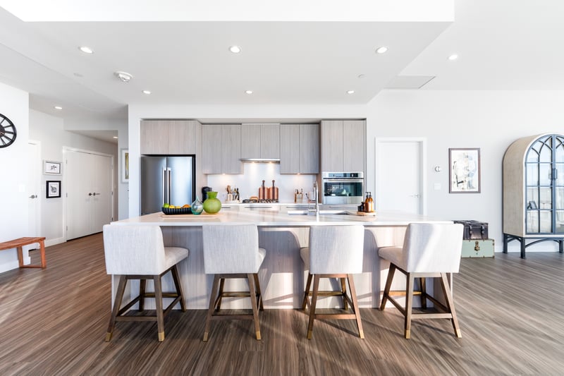 Luxury estate at 530 3 Street Southeast, Calgary, AB — photo 5