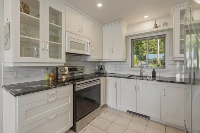Luxury estate at 326 Rue Bordeleau, Magog, QC — photo 16