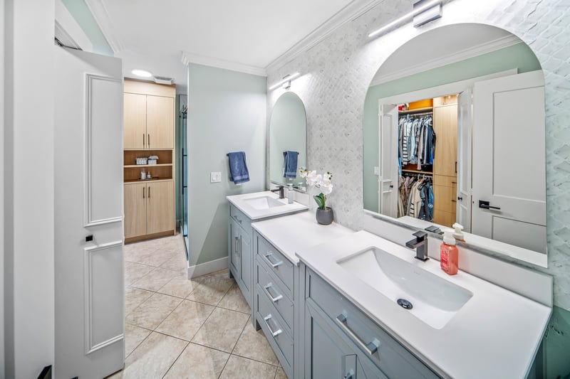 Luxury estate at 76 Stradbrooke Way Southwest, Calgary, AB — photo 25