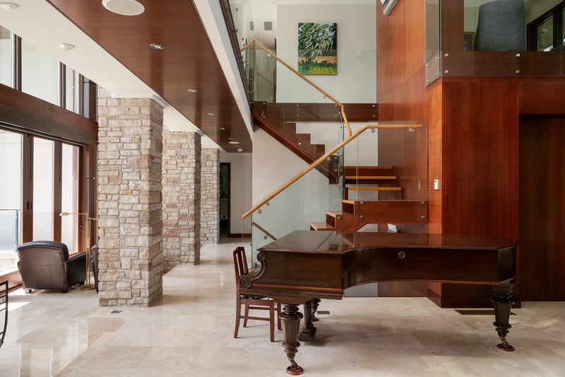 Luxury estate at 1510 Pinetree Crescent, Mississauga, ON — photo 15