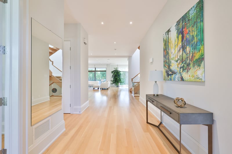 Luxury estate at 1456 Applewood Road, Mississauga, ON — photo 3