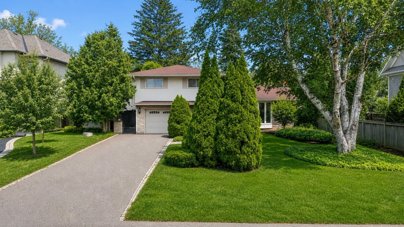 Luxury estate at 195 Wilton Street, Burlington, ON — photo 4