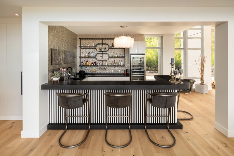 Luxury estate at 1750 Westside Road, Kelowna, BC — photo 9