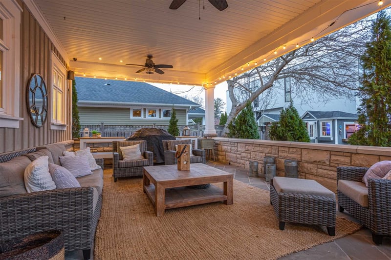Luxury estate at 159 Jones Street, Oakville — photo 3