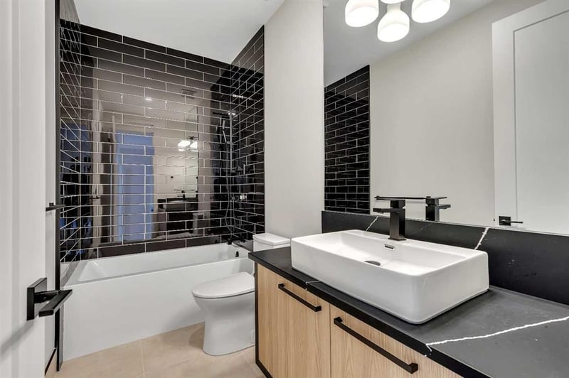 Luxury estate at 342 Normandy Drive Southwest, Calgary, AB — photo 21