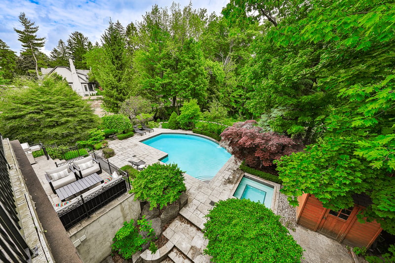 Luxury estate at 1257 Tecumseh Park Drive, Mississauga, ON — photo 40