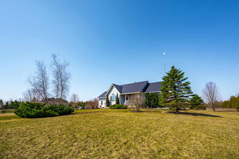 Luxury estate at 391342 Grey County Road 109, Mount Forest, ON — photo 5